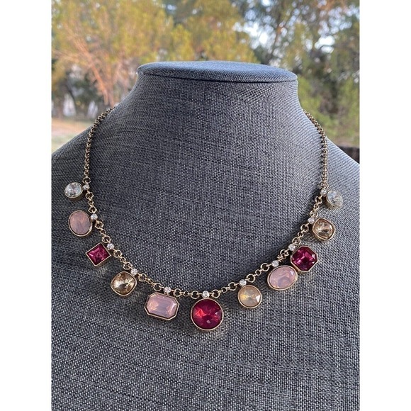 Necklace Fashion Gold Tone Chain Pink Clear Rhinestone 16”+ 3” - Picture 2 of 8